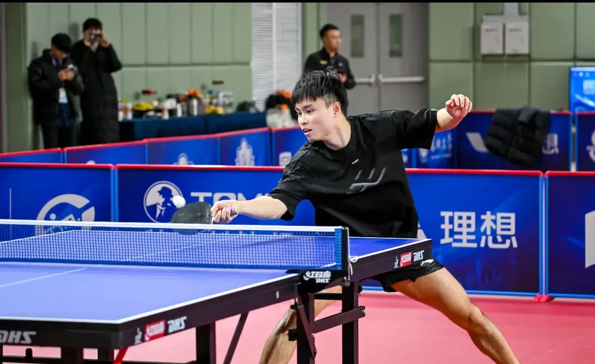 热火队主教练列维出色完成场比赛的简单介绍