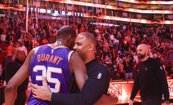 猛龙主场惨败，失去东部龙头宝座