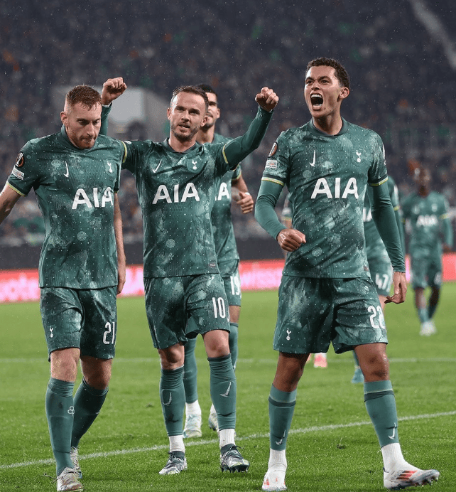 关于切尔西发挥出色取得连胜,球队士气高涨备战下一场比赛的信息 关于切尔西发挥出色取得连胜,球队士气高涨备战下一场比赛的信息