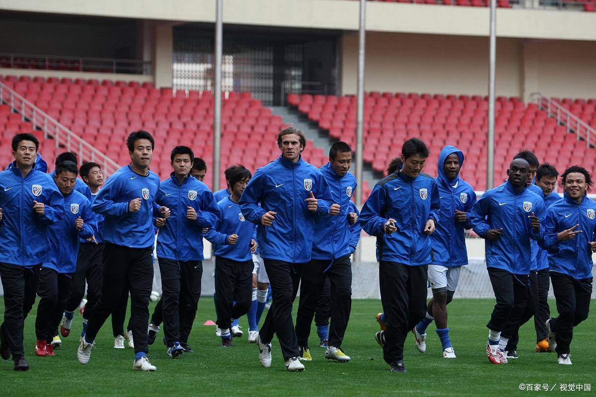 包含欧洲赛场各大豪强烽火连天,谁能胜出成为热议话题的词条 包含欧洲赛场各大豪强烽火连天,谁能胜出成为热议话题的词条