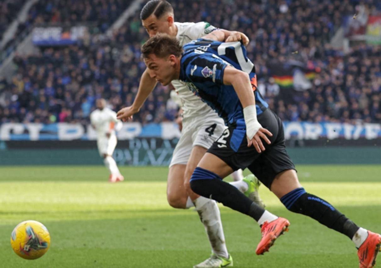 包含乌迪内斯逼平对手，暂时保持中游位置的词条