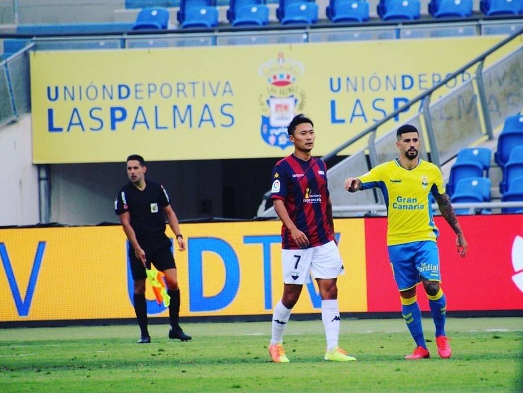 丹麦传奇国脚宣布退役，告别绿茵场