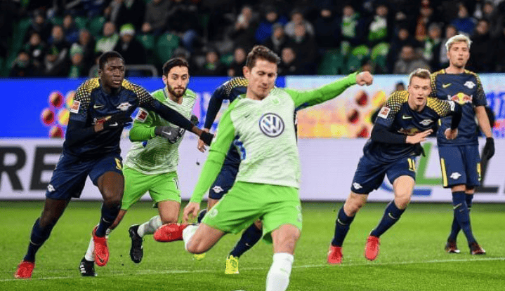 包含霍芬海姆客场挑战实力强悍对手，斗志昂扬的词条