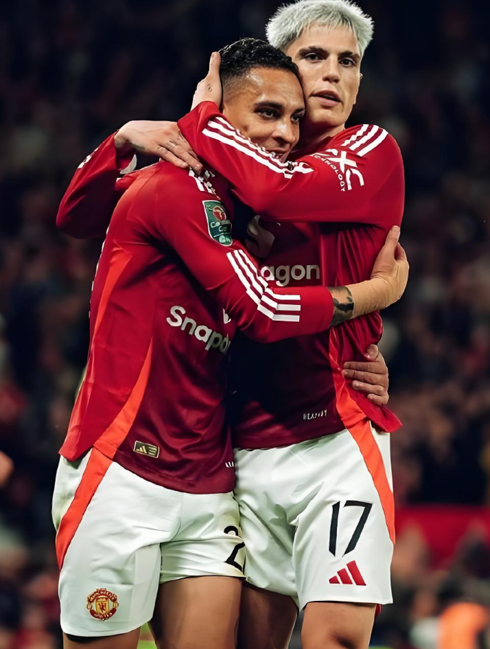 热刺主场终结曼联连胜，保住英超榜首位置！的简单介绍