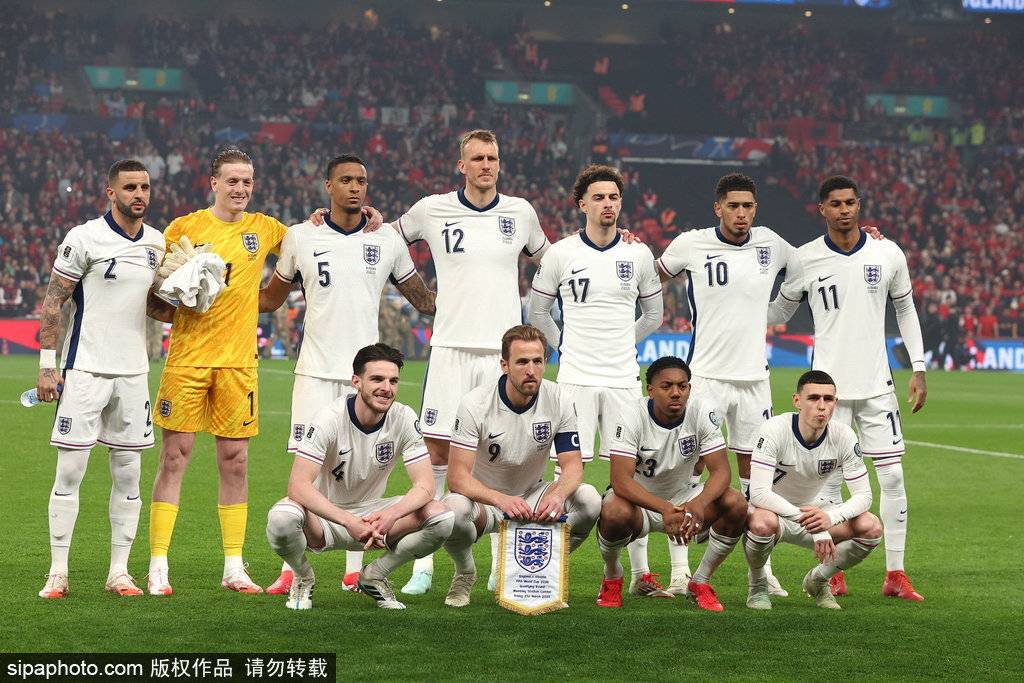 英格兰队取得关键胜利，实现晋级