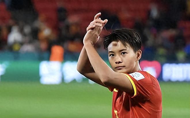 开云体育下载-日本女足队员因伤退出比赛，备战奥运会