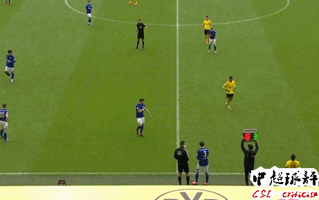 沙尔克遭遇惨败，需重新调整状态