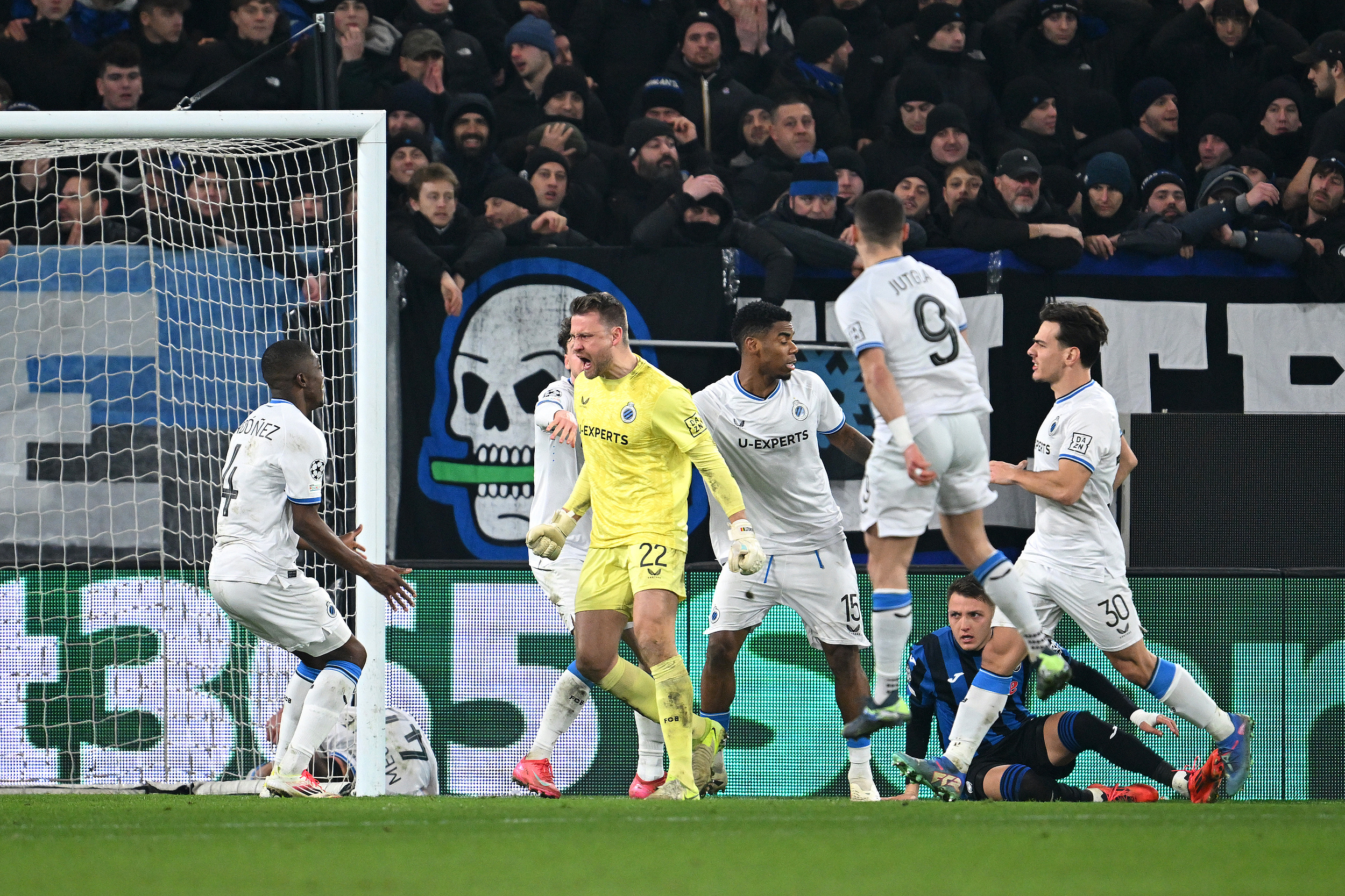 关于亚特兰大客场不敌伯恩茅斯，输掉关键比赛的信息