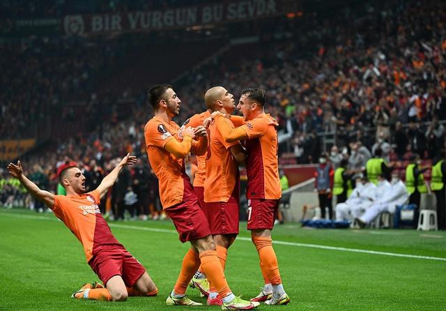 开云APP-萨尔茨堡客场胜利，展现冷静和果断的简单介绍