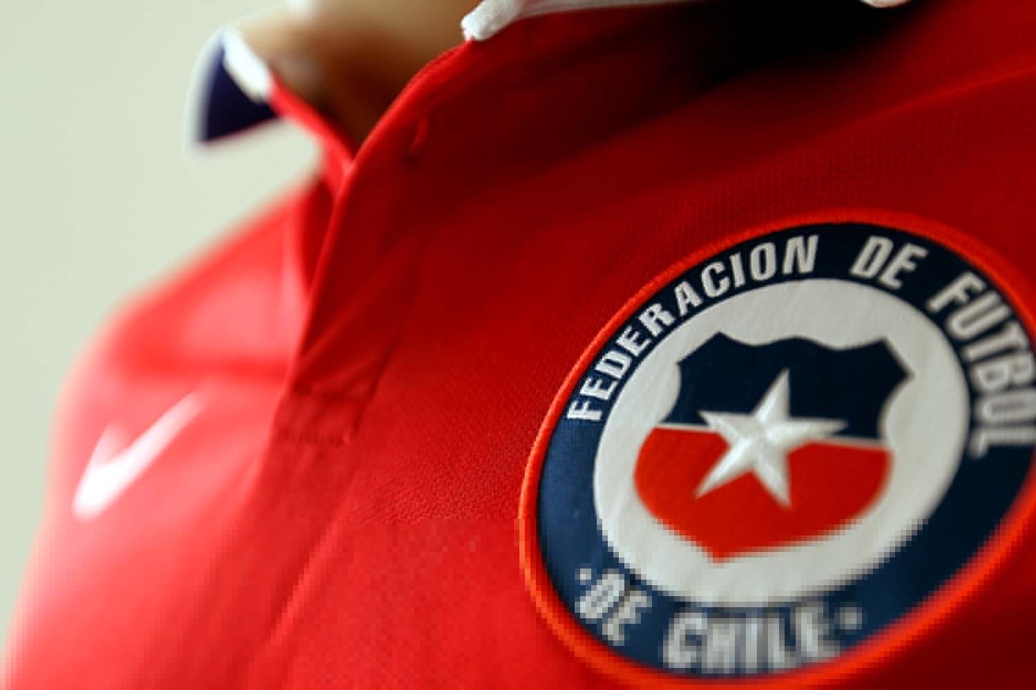 开云官网-图尔队员积极调整，备战资料