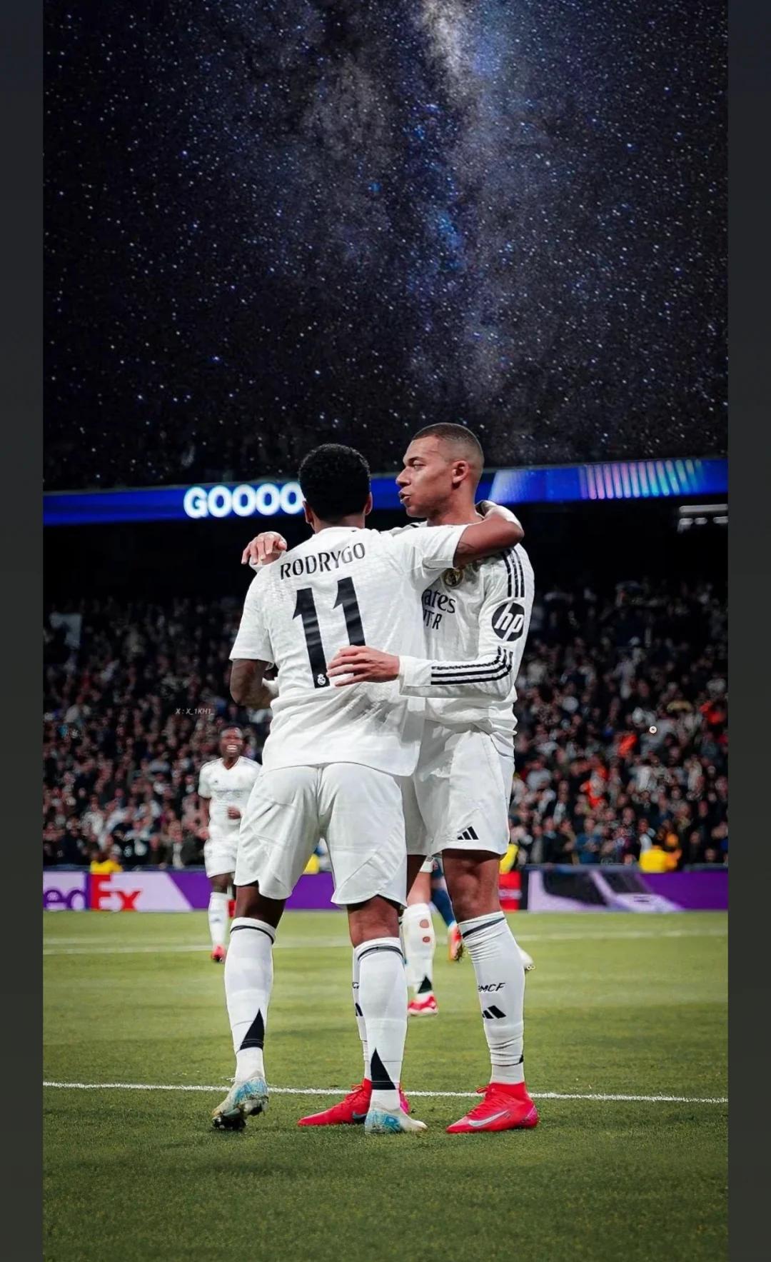 关于欧洲足球巨星云集，一触即发的信息