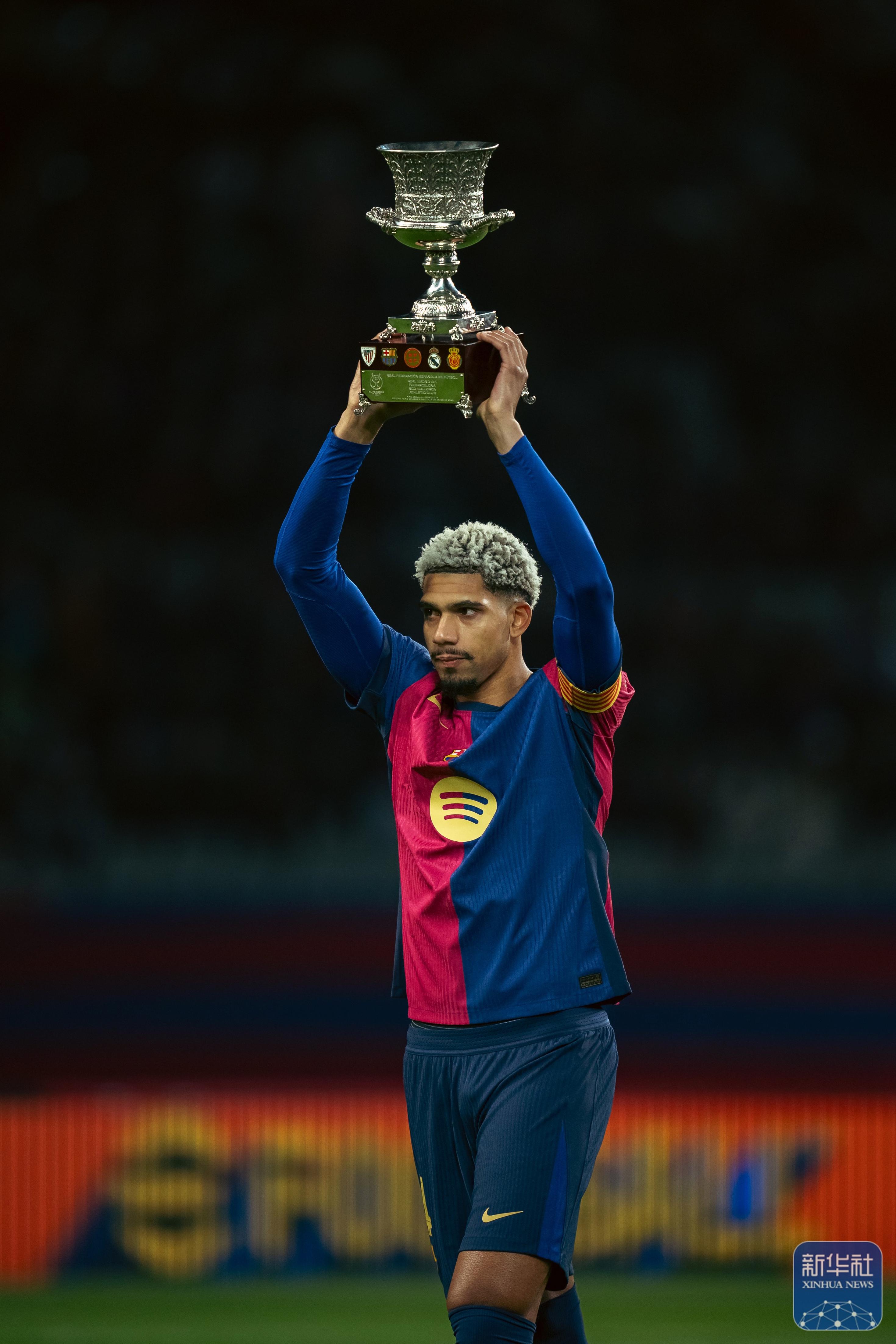 巴塞罗那状态稳定，豪取胜利的简单介绍