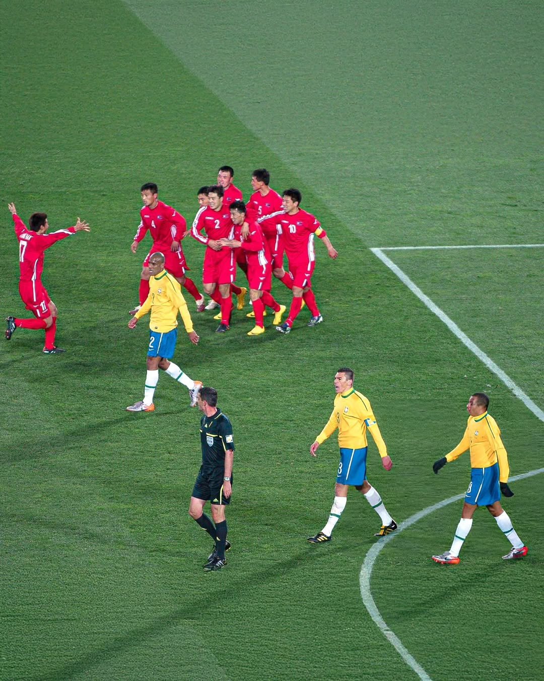 开云平台-包含国际体育赛场，巴西VS德国激烈对决引爆热搜的词条