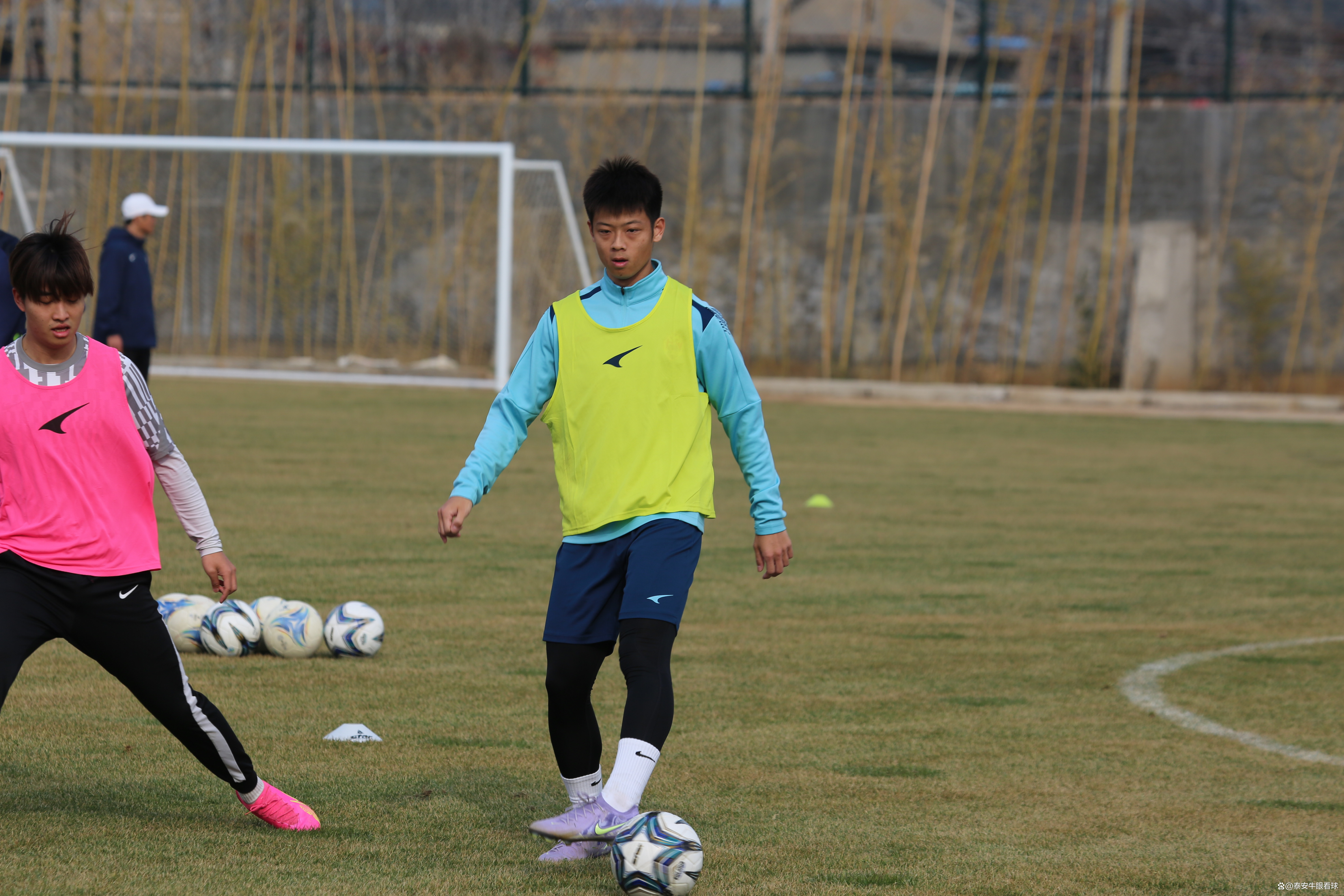 强援加盟壮大阵容，球队目标更上一层楼的简单介绍