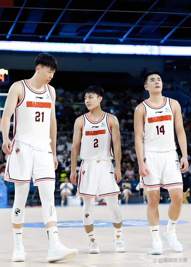 开云体育入口-包含广州男篮不敌辽宁男篮，山东大鲨鱼开启连胜模式的词条