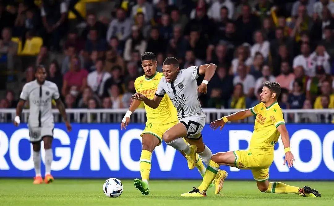 开云体育app-包含兰斯迎战斯特拉斯堡：战术调整或影响结果的词条