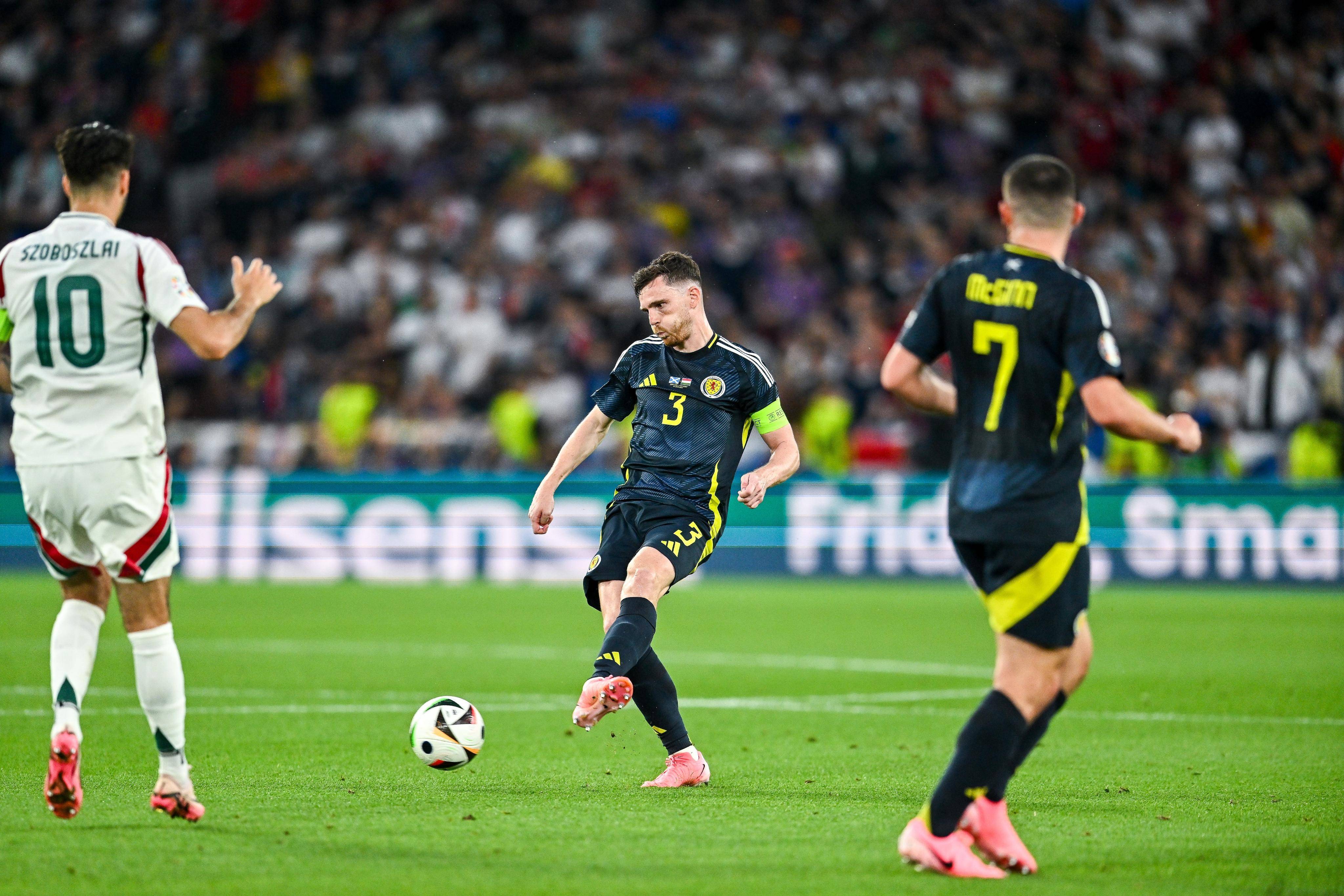 开云下载-德国队迎战匈牙利队，双方都渴望取得胜利