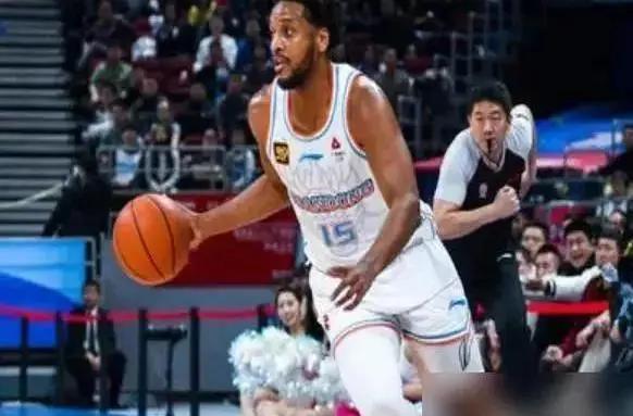 开云体育APP下载-黑龙江男篮险胜江苏，成为黑马