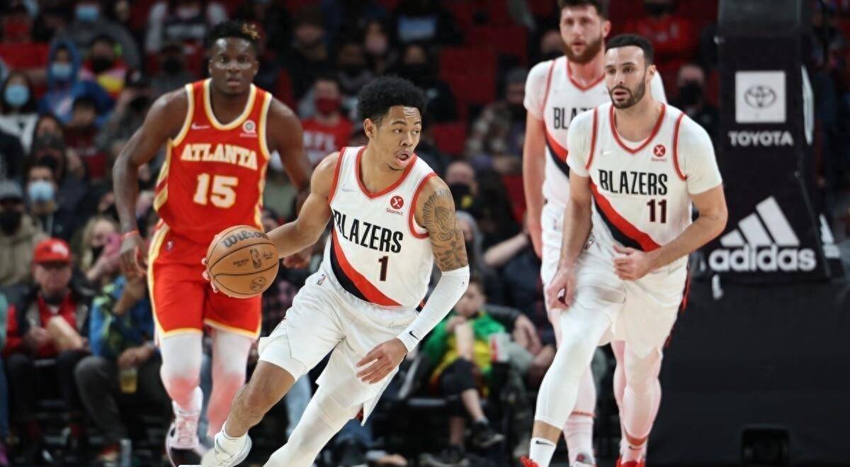 开拓者换帅重组阵容，冲击季后赛