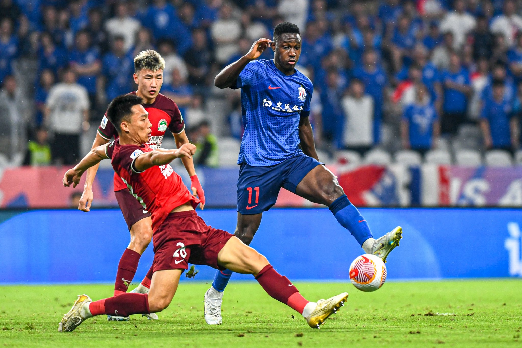 上海申花球队备战生死战，球员信心十足的简单介绍