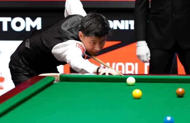 压力山大不乏精彩，比赛悬念迭起的简单介绍