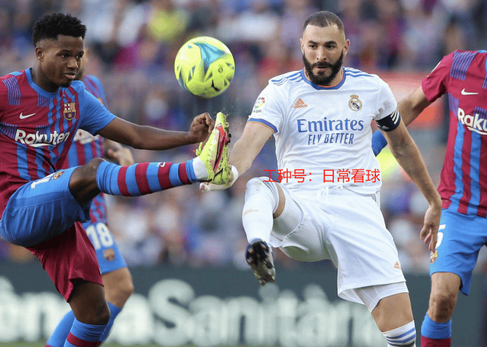 比利亚雷亚尔与赫罗纳对阵