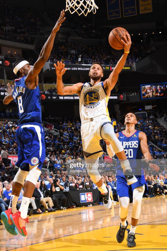 勇士突然换帅,引发外界猜测 勇士突然换帅,引发外界猜测