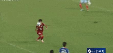 徐州队客场失利,落后对手一步 徐州队客场失利,落后对手一步