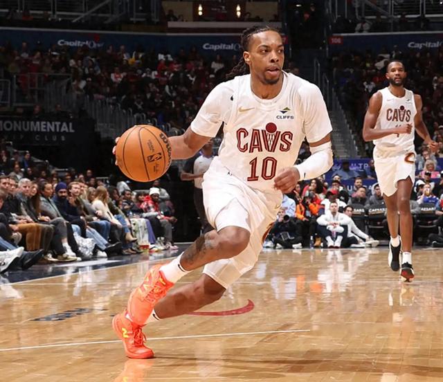 非洲球员在世界篮球赛中表现抢眼