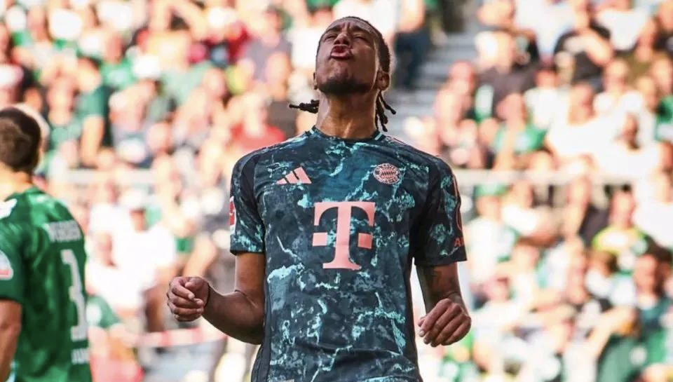 包含拜仁慕尼黑遭遇惜败，排名前三动摇的词条