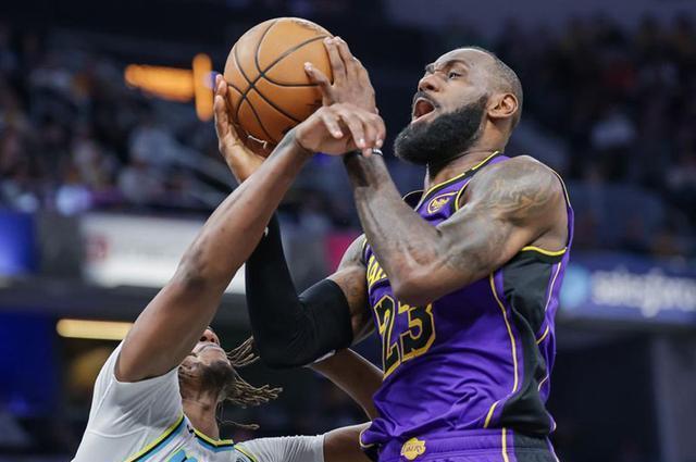 詹姆斯的逆转让粉丝惊险