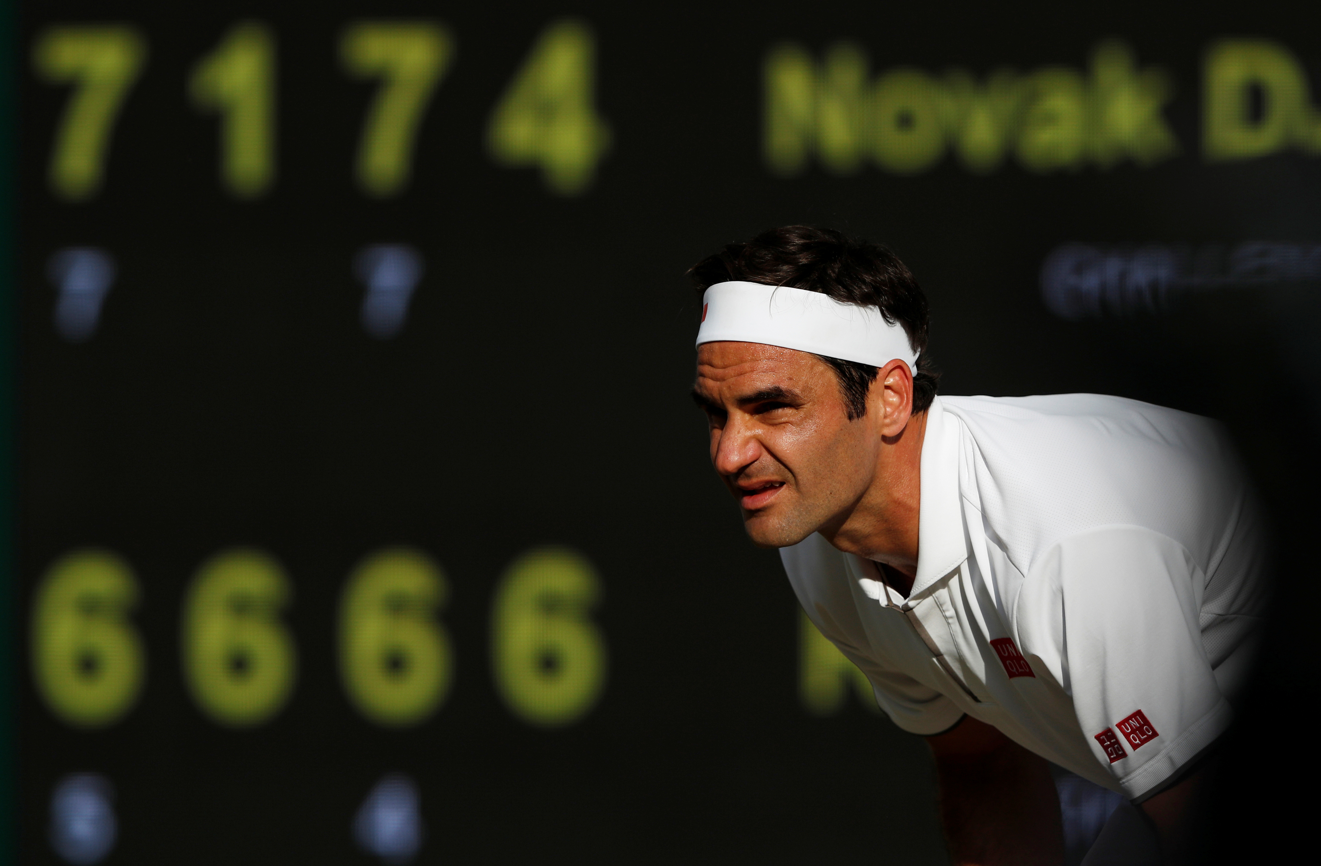 开云体育-费德勒在迪拜的比赛中逆转