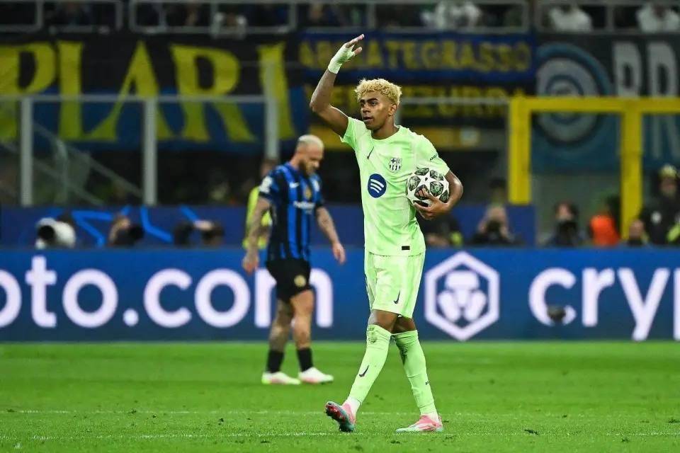 开云体育官网-关于门神成谜！国米守门员严重受伤，缺席多场关键比赛的信息