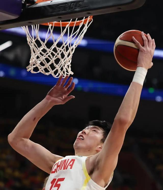 开云体育登录-河南男篮勇夺客场胜利，全队表现抢眼