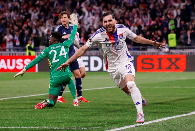 尼斯将对阵里昂，法甲球队新赛季备战顺利