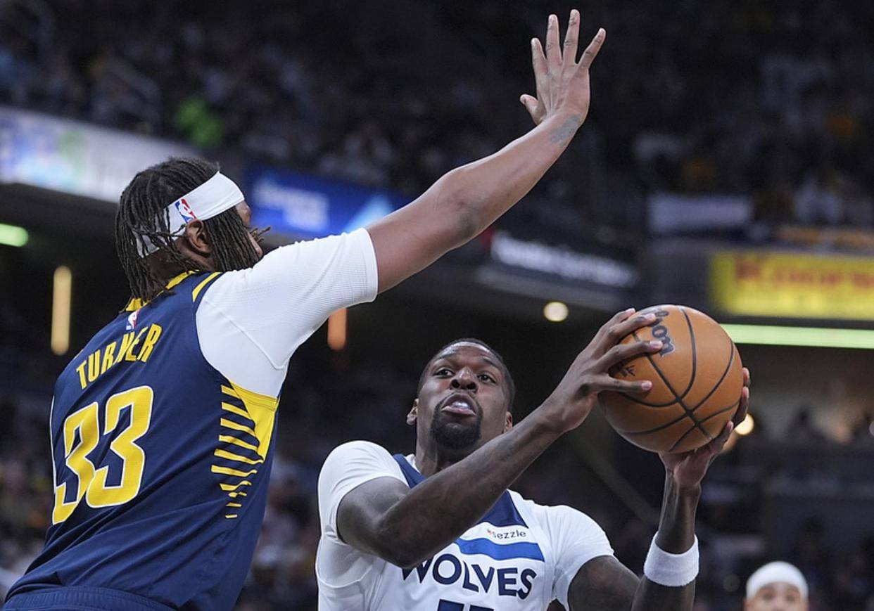 开云体育中国-桑切斯20分+9篮板，快船客场战胜步行者的简单介绍