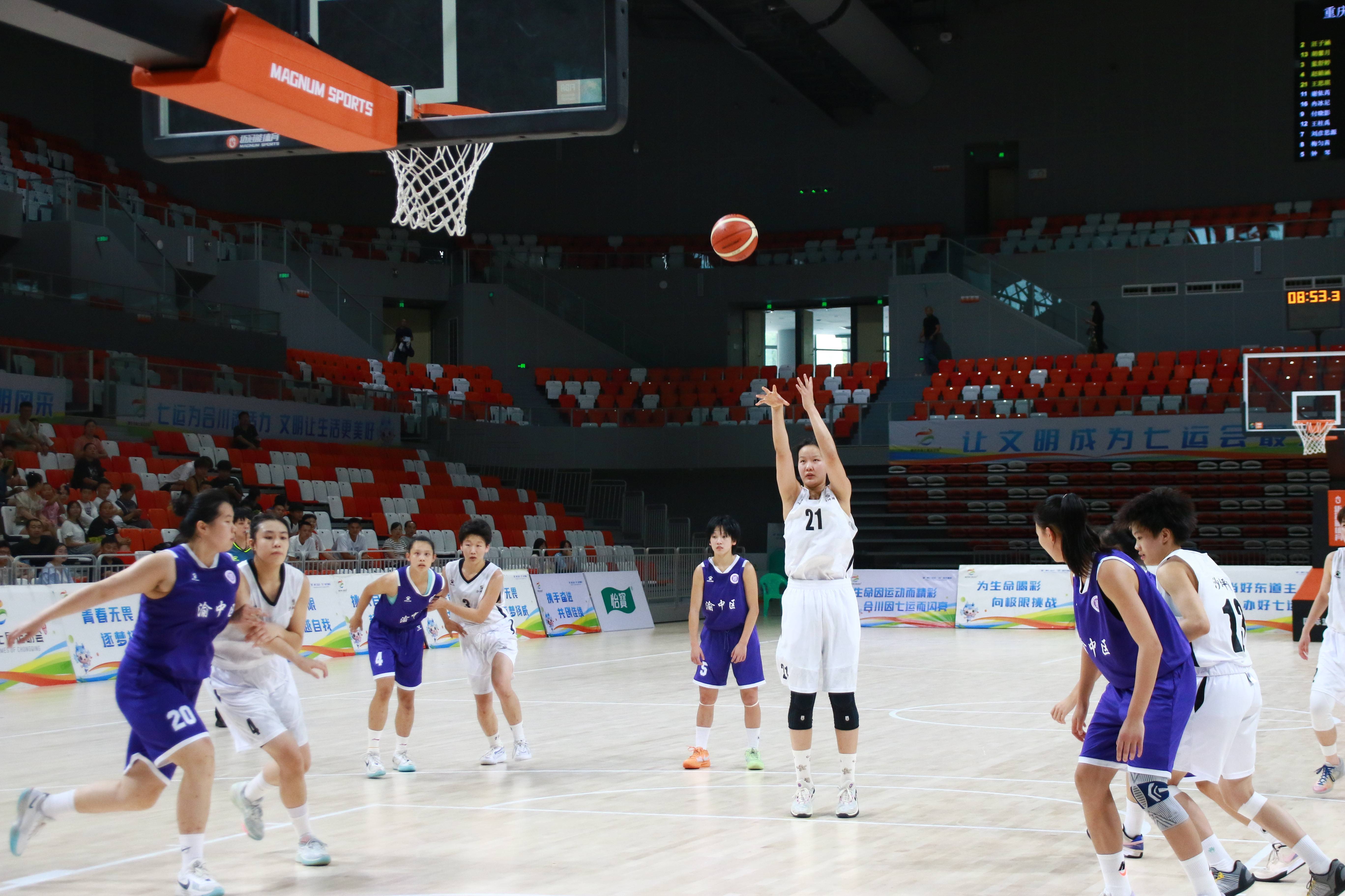 开云体育登录-篮球联赛开幕，吸引众多球迷到场
