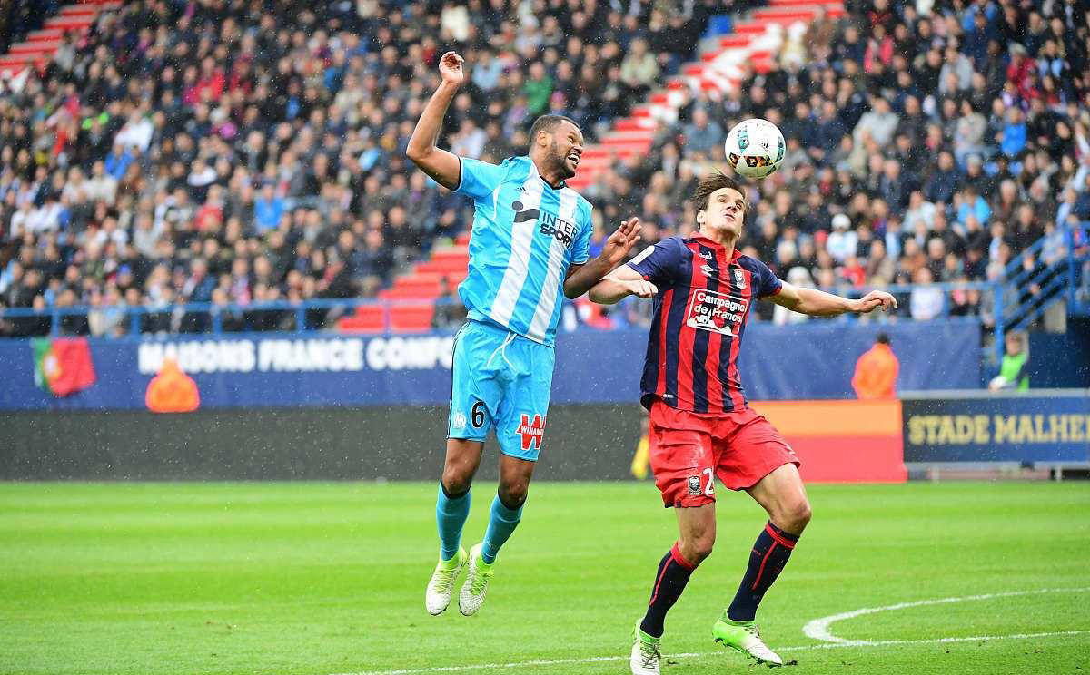 里尔连续两场平局！主场战平兰斯球队