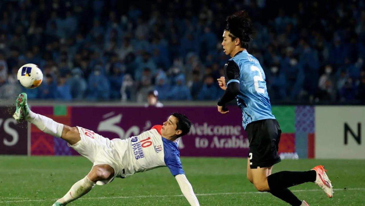 韩国球队在亚冠比赛中大获全胜，完美表现