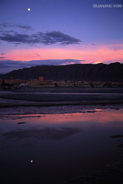 开云官网-关于摩洛哥与阿尔及利亚上演激烈对决，欧国联赛的风云变幻的信息