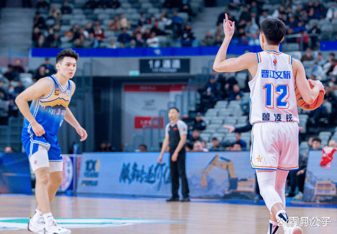 开云体育平台APP-福建男篮内线优势明显，助力战胜对手