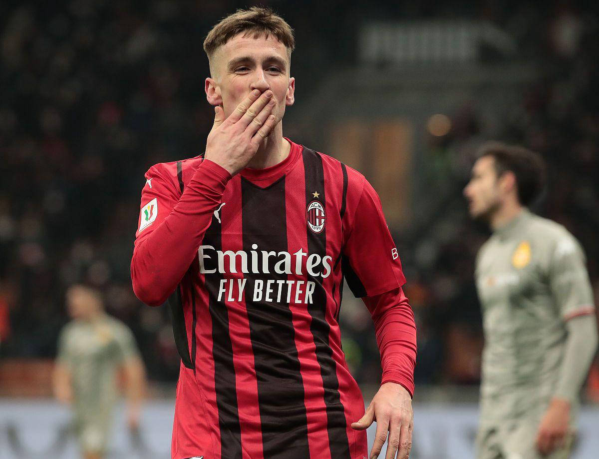 开云体育入口-AC米兰外援状态低迷，球队急需提振的简单介绍