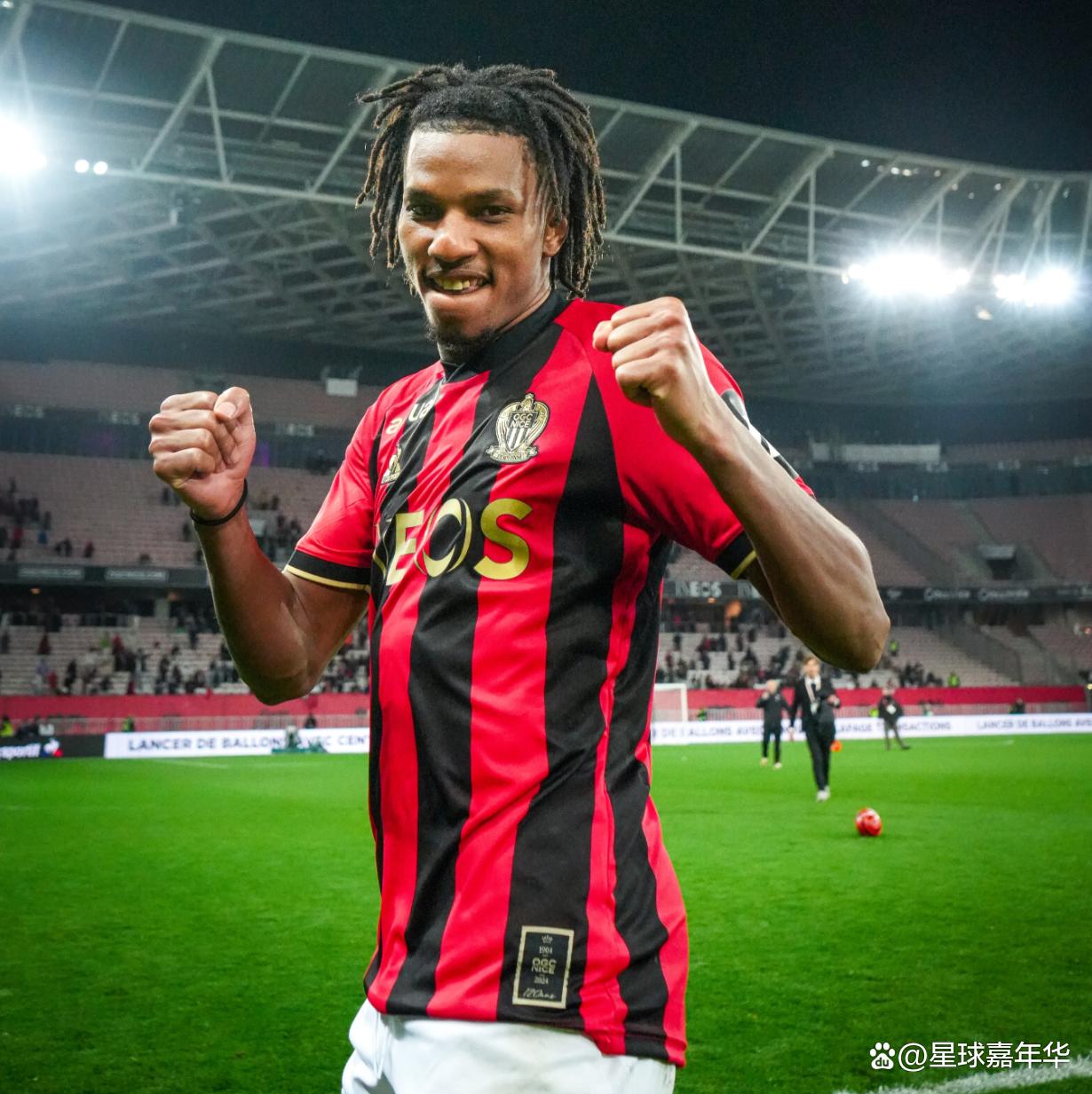 尼斯球员在法国联赛中顽强向前,势不可挡的简单介绍 尼斯球员在法国联赛中顽强向前,势不可挡的简单介绍