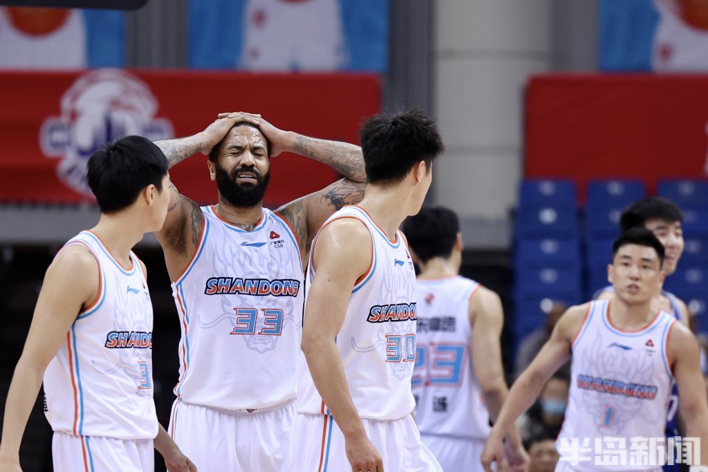 开云体育-青海男篮勇夺胜利，打破僵局