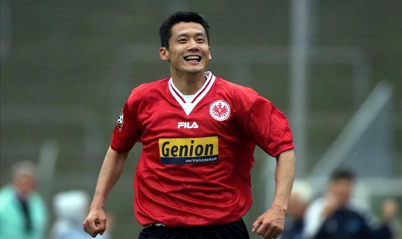 开云下载-中国足球场上的新星球员实力凸显