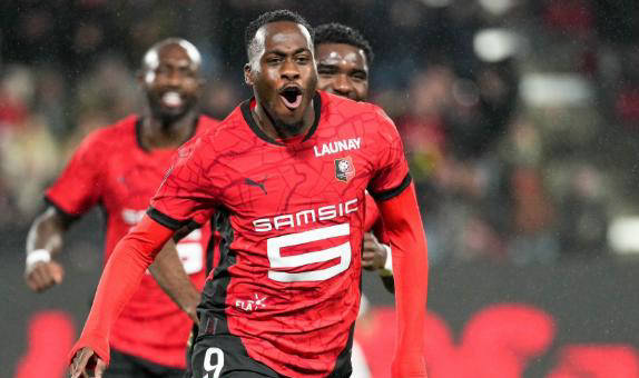 开云体育-法国联赛火热展开，各队实力争锋