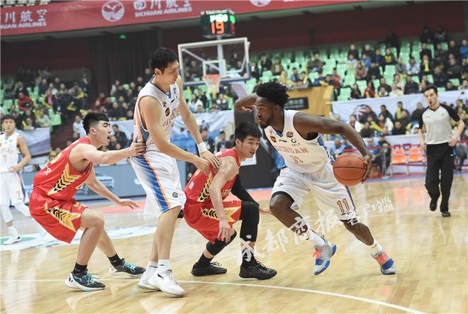 开云APP-关于陕西大秦主场逆转河南建业，击败对手取得三分的信息