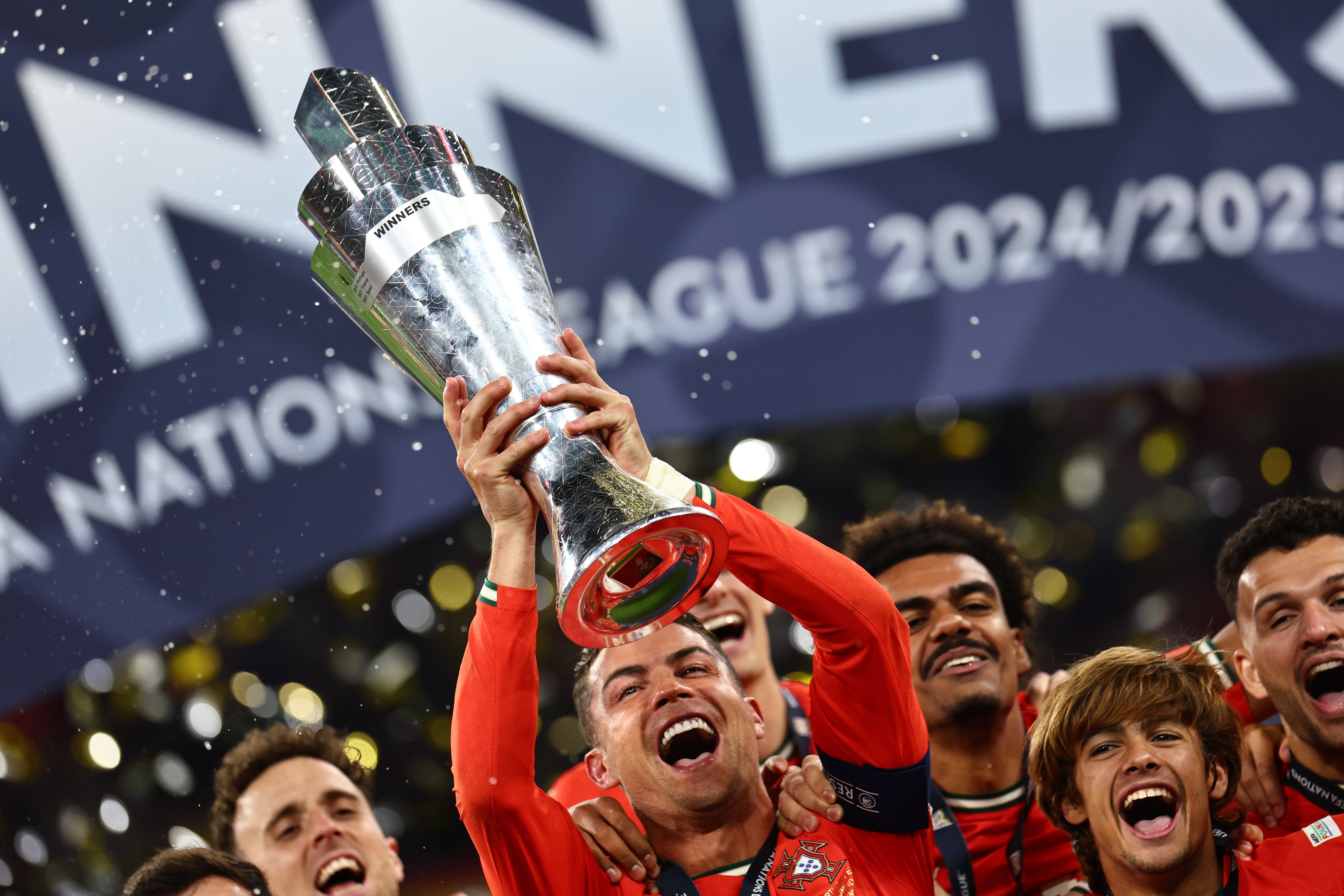 葡萄牙队大胜卢森堡,实现欧预赛三连胜的简单介绍 葡萄牙队大胜卢森堡,实现欧预赛三连胜的简单介绍