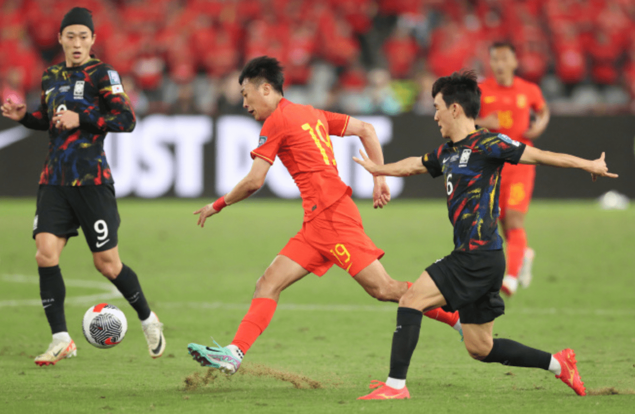 关于希腊击败奥地利，出线形势更加乐观的信息