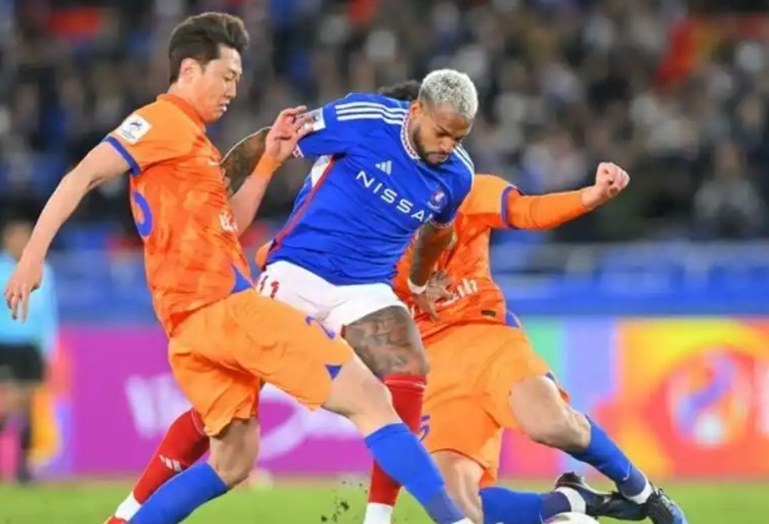 中亚球员轮番破门,掀起亚冠狂潮 中亚球员轮番破门,掀起亚冠狂潮